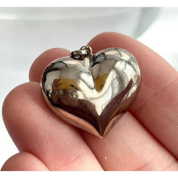 Domed Heart Shaped Polished 3D Sterling Silver 925 Vintage Pendant - Picture 1 of 10